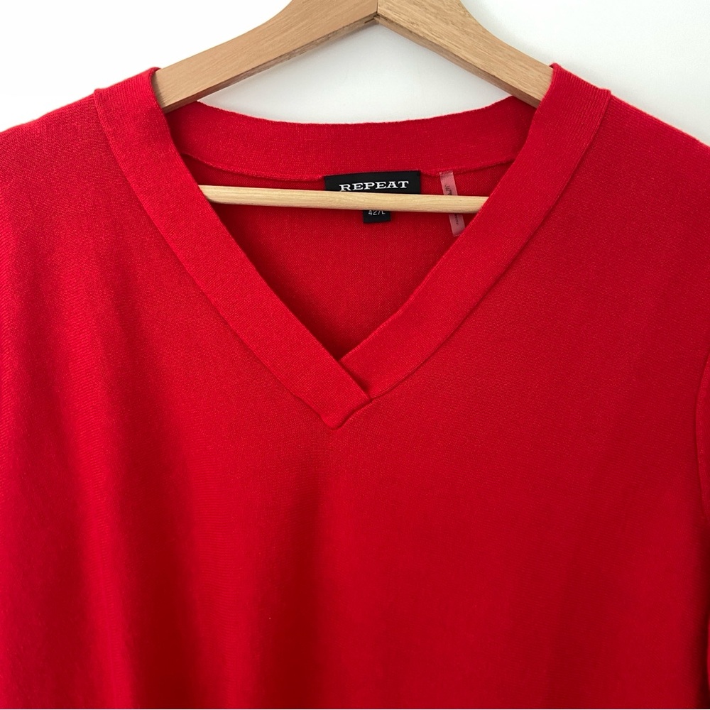 REPEAT BRIGHT RED V-NECK COTTON VISCOSE SWEATER WITH RIBBED CUFF & HEM, 42/L - Picture 3 of 10